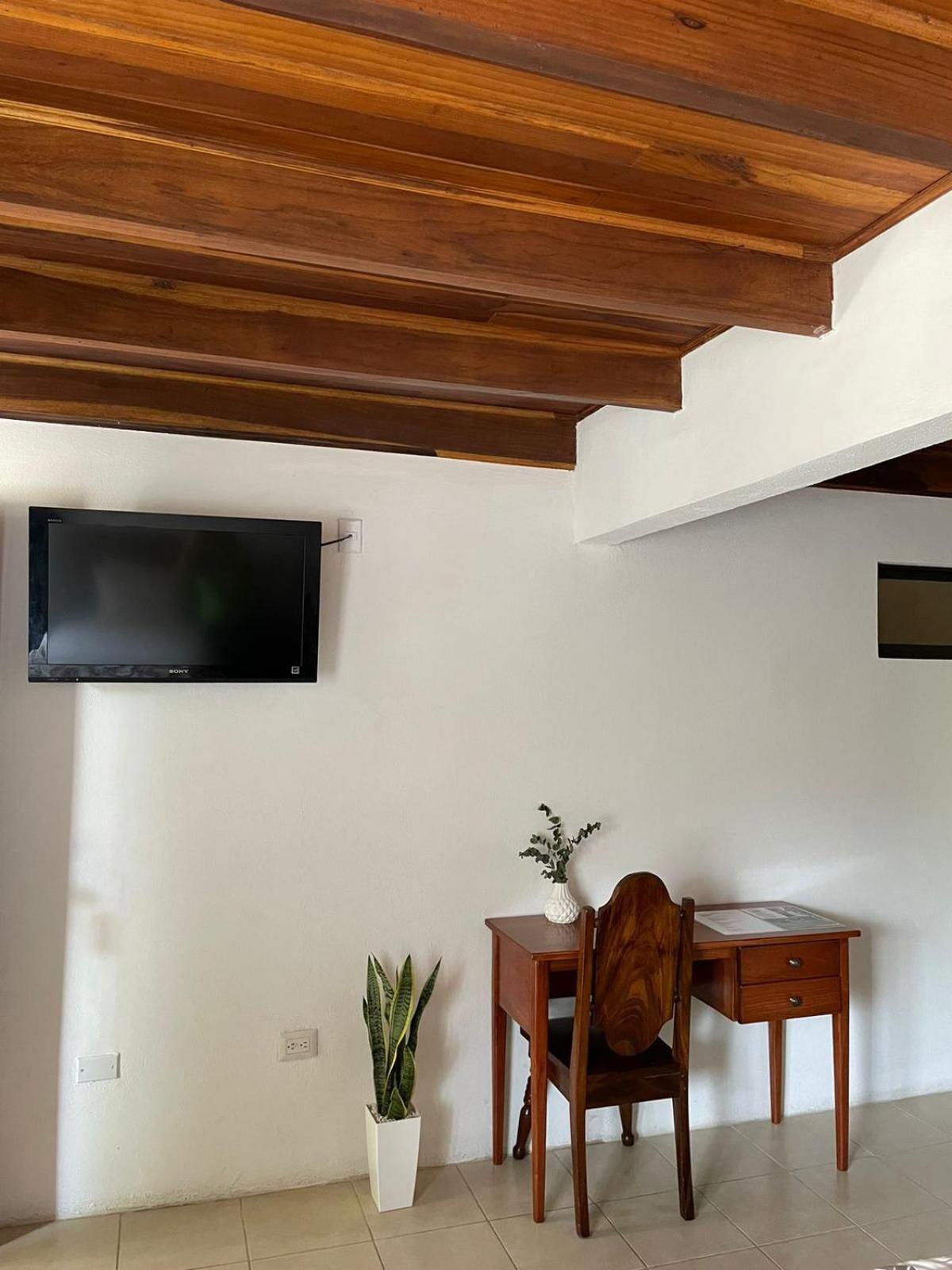 Hotel Javy Liberia Eksteriør billede