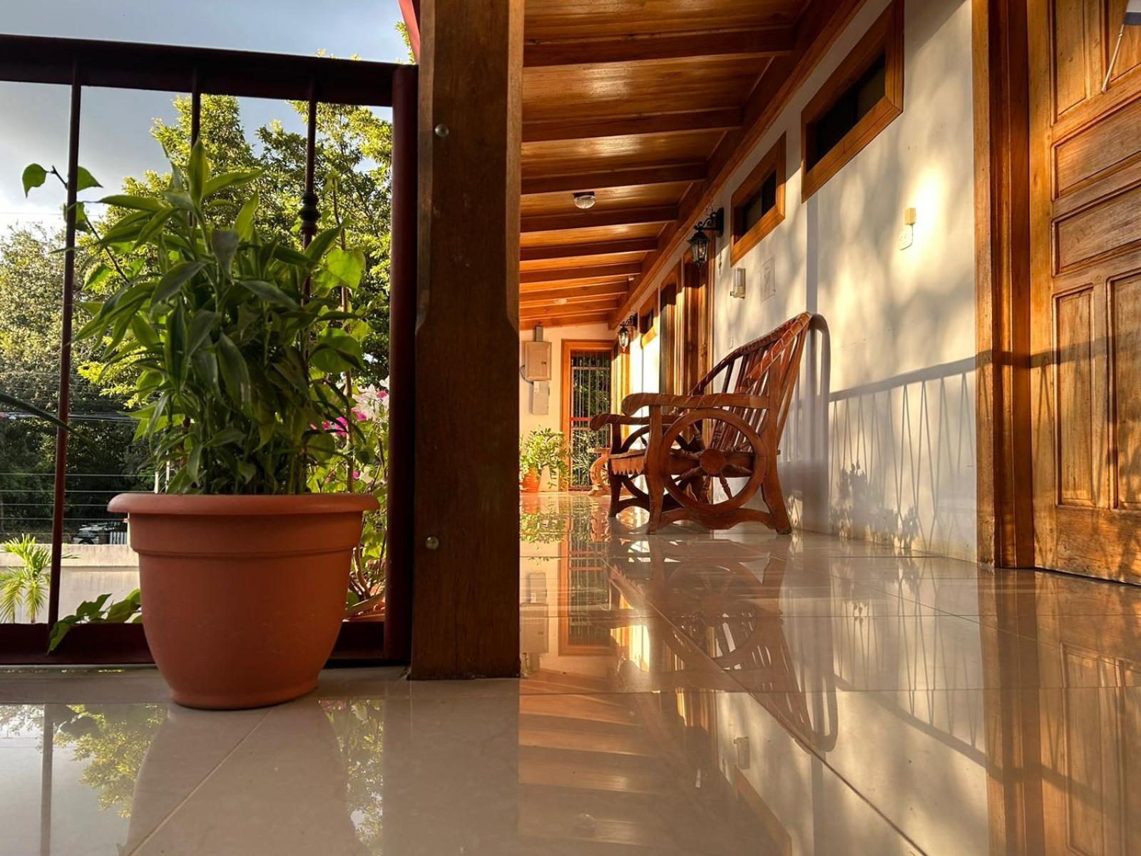 Hotel Javy Liberia Eksteriør billede