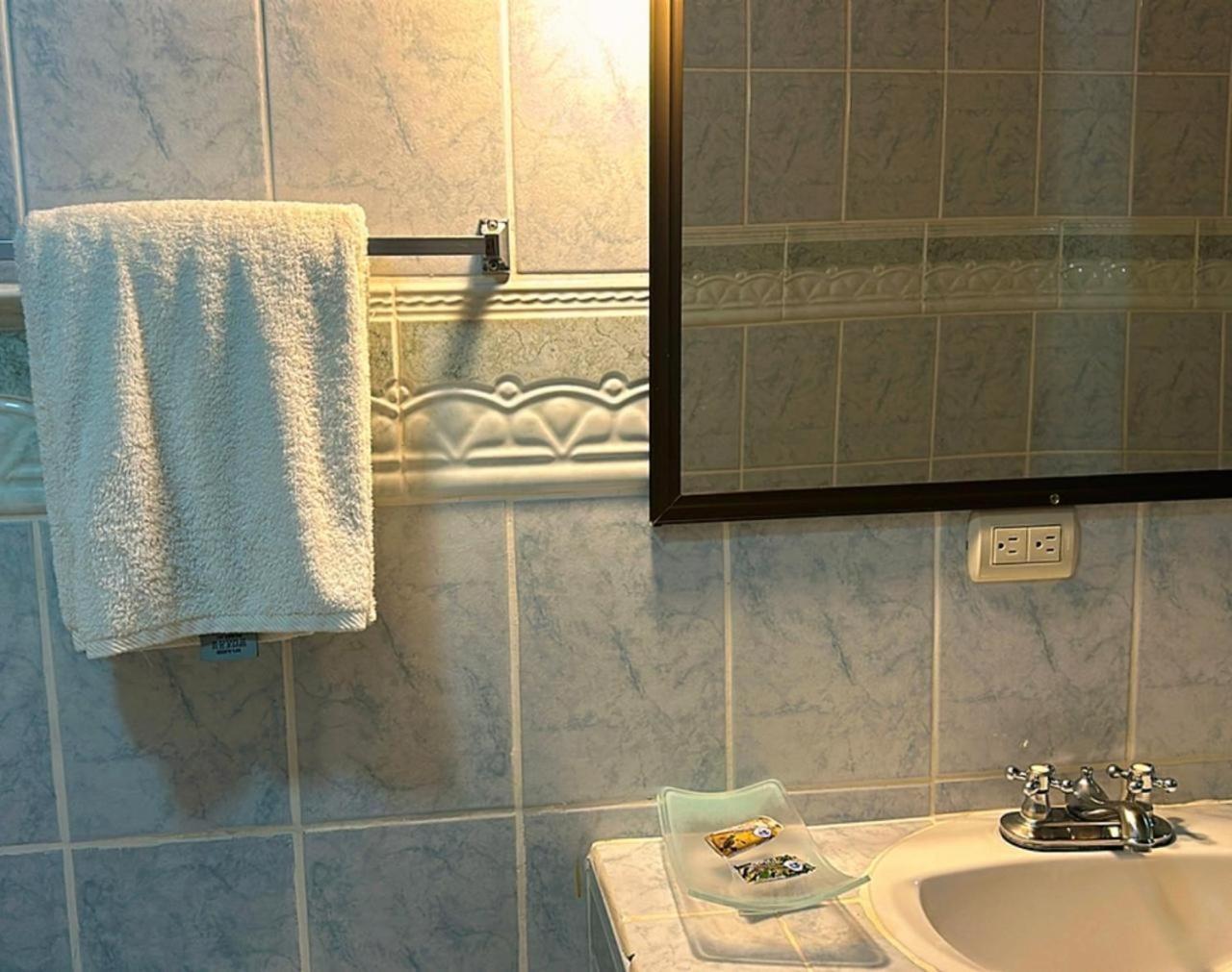 Hotel Javy Liberia Eksteriør billede